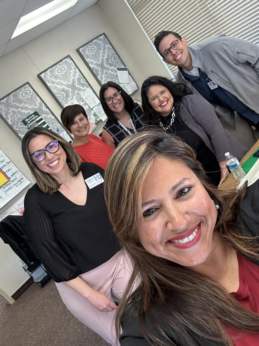 Just spent a fantastic morning with Alesha Moreno from the <a href="/CADeptEd/">CA Department of Education</a> touring our Vista Dual Immersion program! So proud of our district's commitment to bilingual education. #IamVUSD #DualImmersion