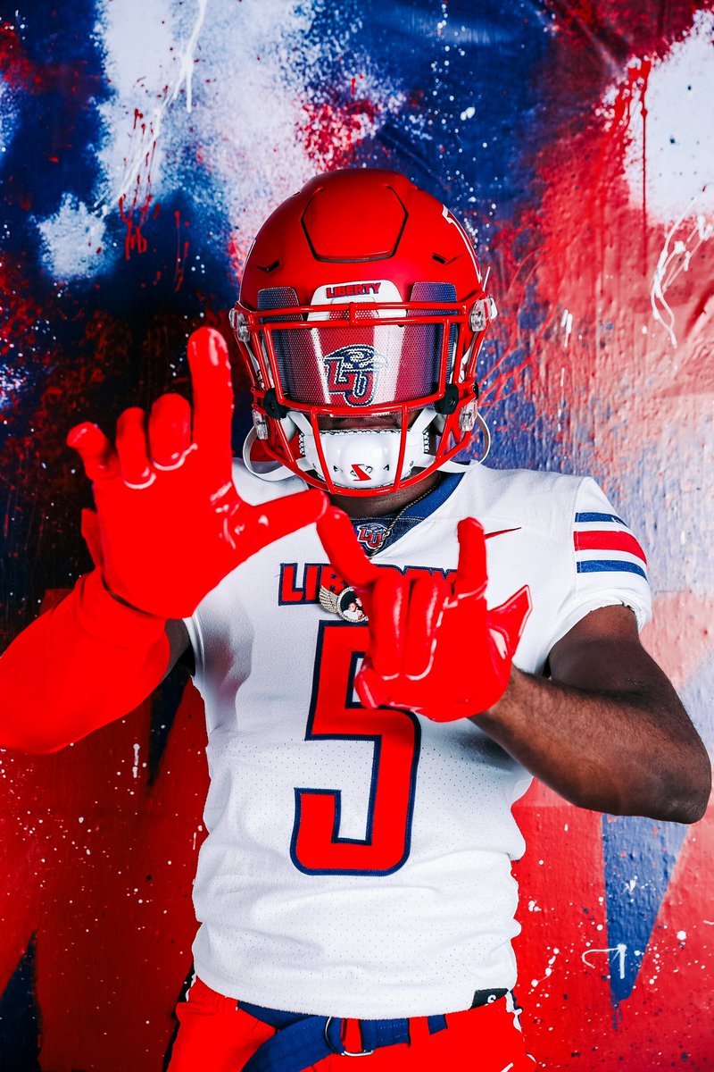 Thank you to all coaches, loved everything about Liberty University. Had an amazing visit this past weekend &amp; looking forward to visiting again ❤️.