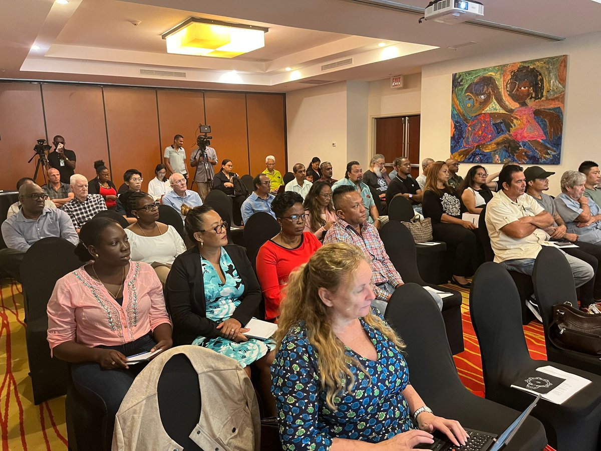 SofieHF's tweet photo. The #CITES Compliance Assistance Project (CAP) in Suriname kicked off today - great discussions with about 50 representatives of authorities, traders and NGOs discussing Suriname's trade in songbirds, timber, reptiles and more. https://t.co/B4UhWMXloN
