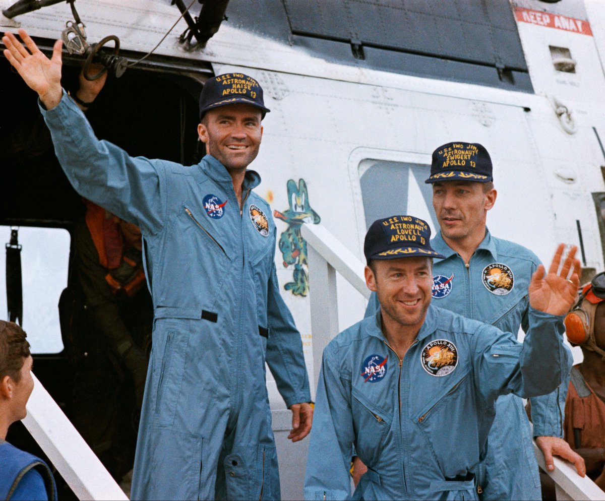 🇺🇲 #OTD #17April #Apollo13

On Friday 17 April 1970 Apollo 13 with 3 astronauts Jim Lovell, Jack Swigert and Fred Haise returns to Earth after an aborted and dramatic moon mission during which one of the oxygen tanks in the command module exploded.

#Apollo13