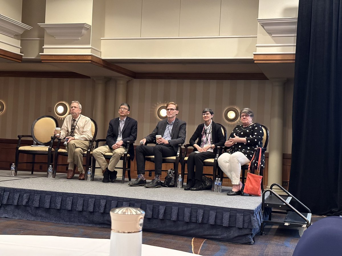 williamhersh's tweet photo. Great to hear the thoughts of @NIH Directors about the #bridge2ai project at #Bridge2AI2023 https://t.co/twUm4q9x68