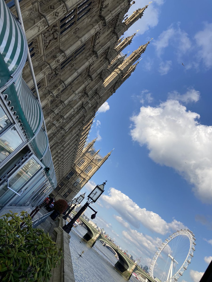 The power of our football community celebrated in incredible surroundings. Always a treat to visit. Well done all👏🏽 ⚽️ 👏🏽 @stokecity_AH @scfc_community @ClubDFoundation @MrJohnDavis @RU_CST @LynseyE16 @maralynsmith17 #EFLAwards