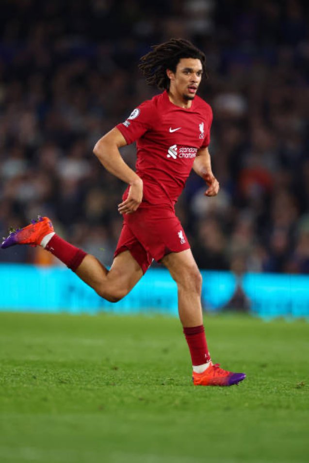 Trent Alexander-Arnold stats vs Leeds:

2 Assists 
124/136 Passes Completed 
20 Final Third Passes
12 Accurate Long Balls
2 Tackles Won
11 Recoveries 
2 Clearances 
1 Interception 
3 Ground Duels Won

🌟 

#LFC #LEELIV