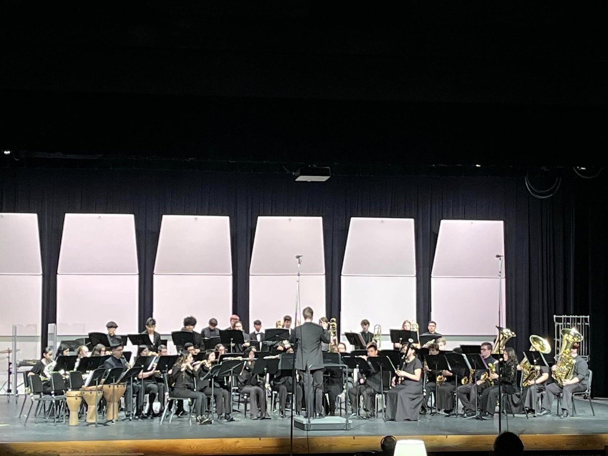 SplendoraISD's tweet photo. Congratulations to our SHS Varsity Wind Ensemble and the SHS Stars dance team. Both groups dominated at their recent competitions! We are so proud of them! #CultivatingExceptionalPeople https://t.co/niCEEx8iCF