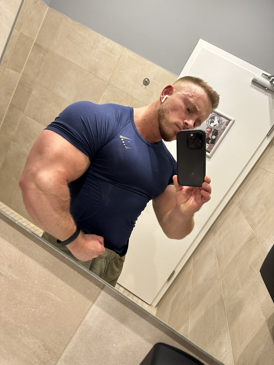 Luca on Twitter: "Follow for 10k ️ FOR FREE -> https://onlyfans.com