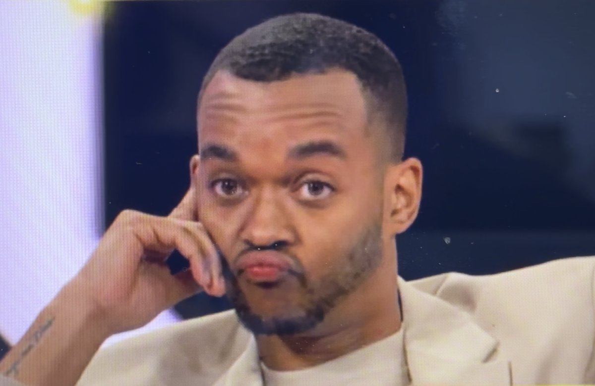 When your friend replies in the group chat, but ignores your payment request