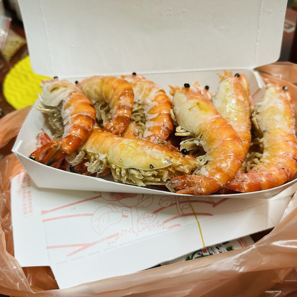 靠背啦叫太多 
有誰要吃的