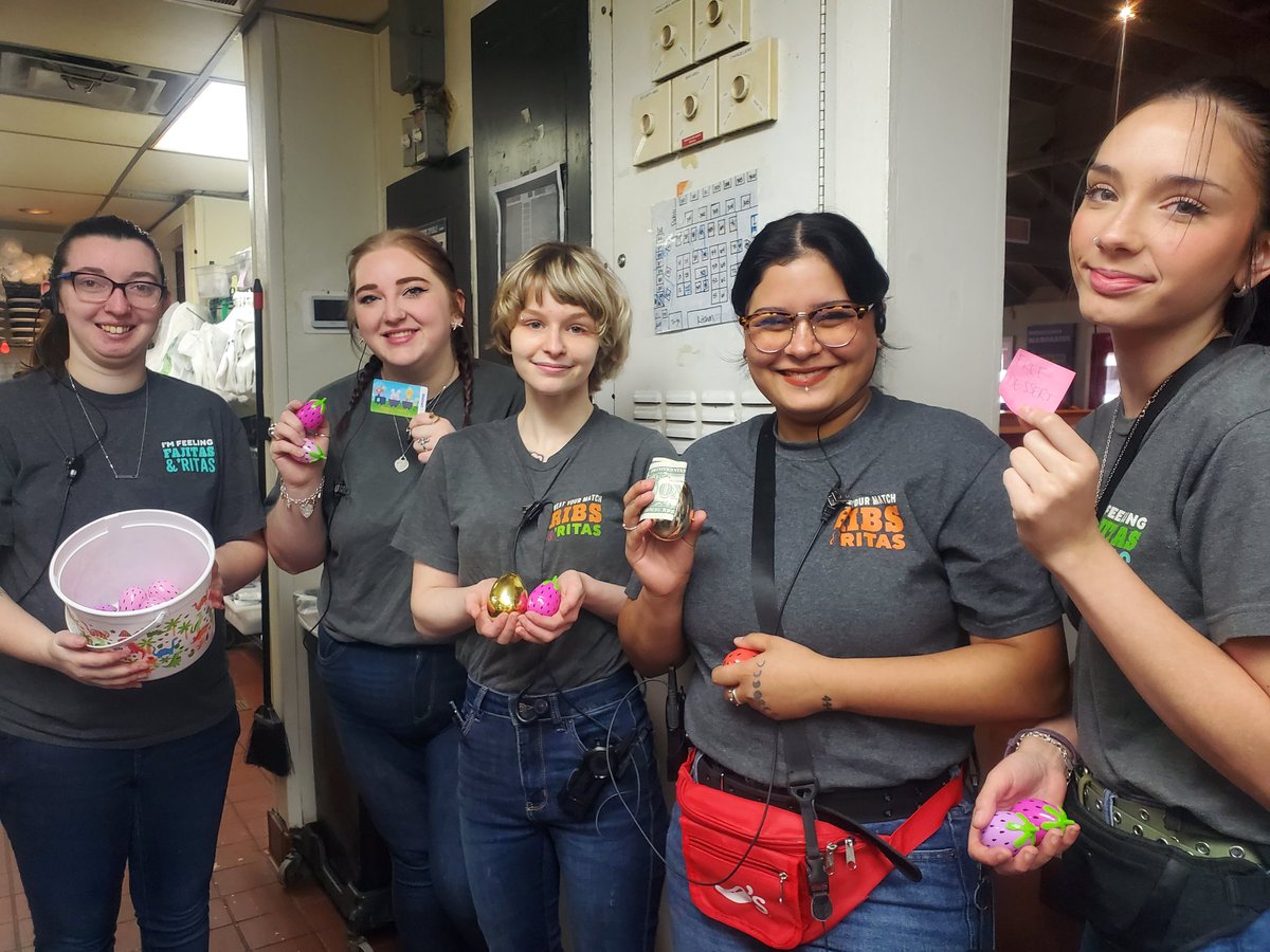 Mercedes_C15's tweet photo. Easter Egg Hunt with our TM's this morning! Round 2 tonight! #chilislakejackson https://t.co/9GzZ8XHmgb