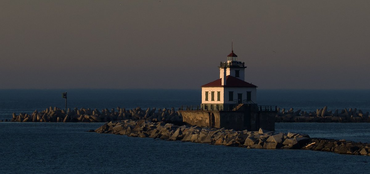 West Pierhead Lighthouse Oswego NY

#Lighthouse