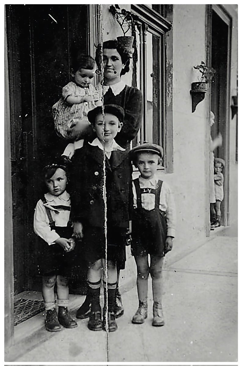 In just 8 wks in Spring 1944 Nazis murdered 400k+ Hungarian Jews. Tonight, we remember Mordecai Martin Abraham. He was 5 &amp; lived in Huedin, Transylvania with his big brother, little brother, baby sister, &amp; cat. His mum was Berta &amp; his dad was Gershon. #YomHaShoah #Yadvashem