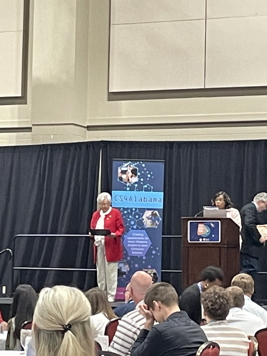 vrcurtis's tweet photo. The Alabama Computer Science Summit was a success! ❤️💻 It’s exciting to see students interested in CS & celebrated for their hard work on the app challenge. It’s also wonderful to see colleagues from around the state! @CS4Alabama @amandacdykes @AngieC_atim #technologyinmotion https://t.co/MZgBxqB5LL