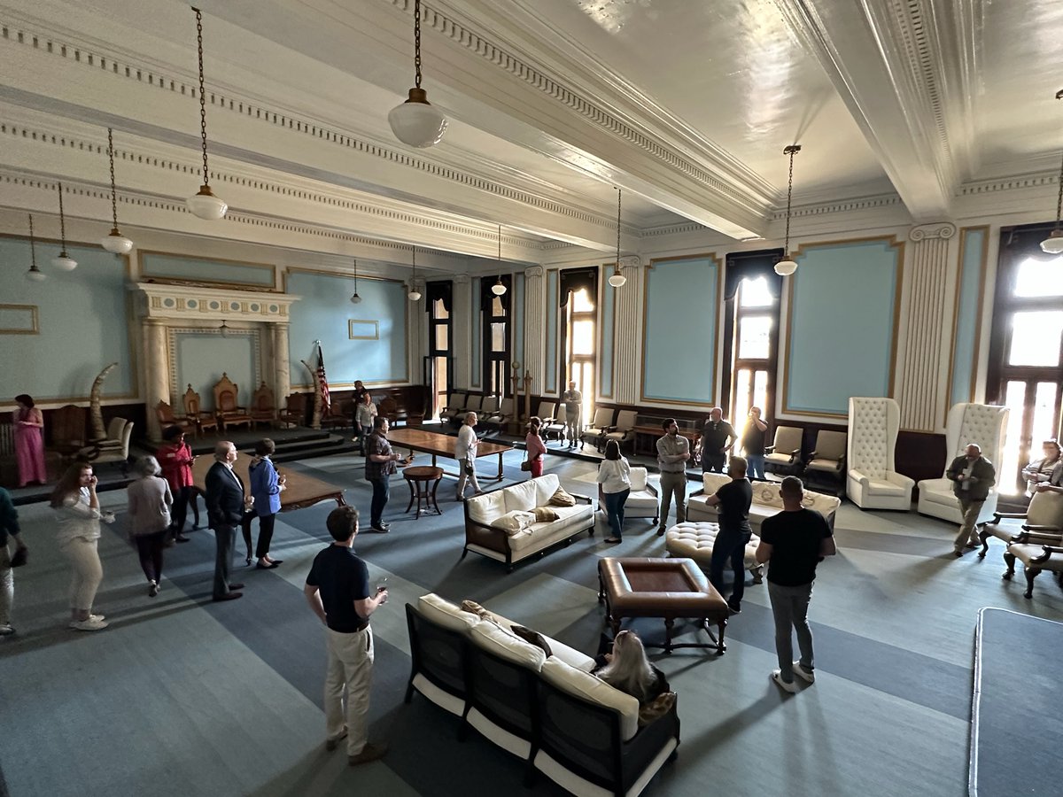 We had a fantastic time at the Masonic Temple on Sunday! We want to thank Bill Townsend for hosting. It was wonderful to see the work done to in the name of preservation!

#preservation #preservememphis #MEMPHIS