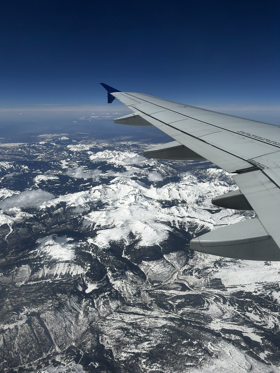 There’s nothing like a window seat on a flight over the American west to 1) make me appreciate being a geologist and 2) get me excited to move back out west at the end of the summer.