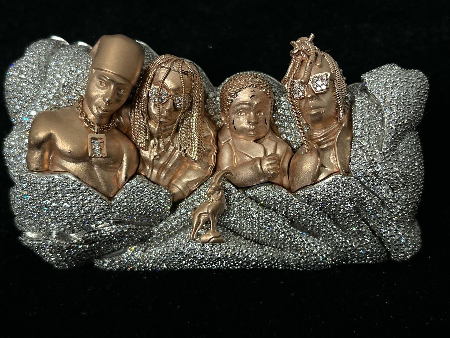 Lil wayne shop new chain