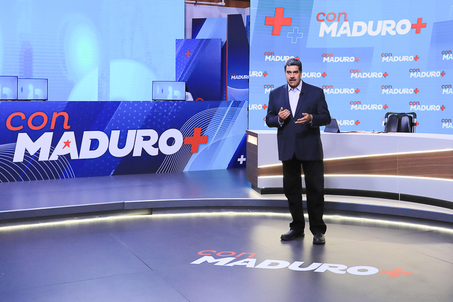 #AsiLoDijo || Pdte.<a href="/NicolasMaduro/">Nicolás Maduro</a>: Con Maduro + estamos arrancando una nueva etapa comunicacional, de la conciencia, de la ética, para tener a la patria despierta y movilizada.

#17Abr #ConMaduroMásRevolución