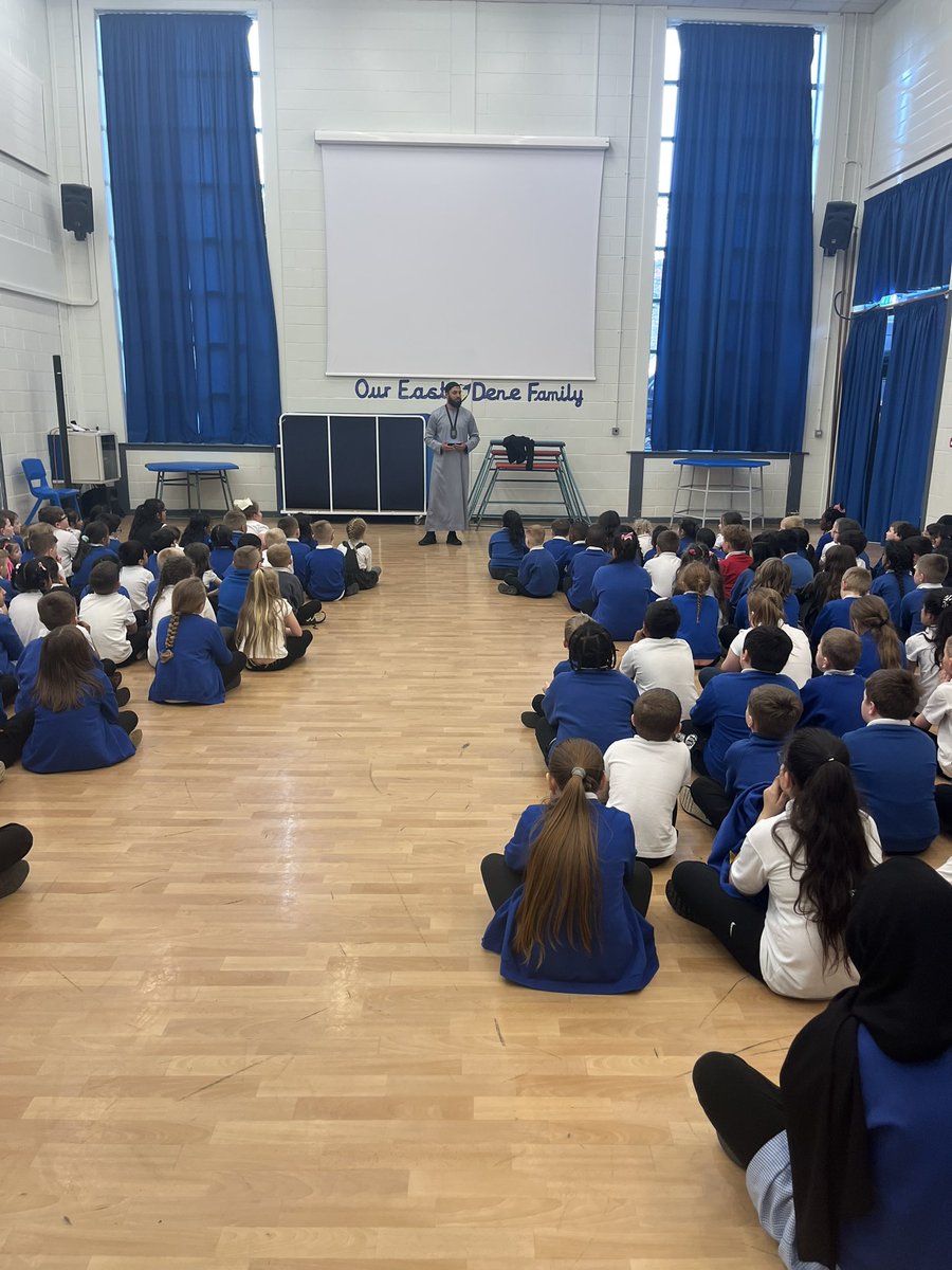 eastdene_'s tweet image. It was a privilege to welcome Imam Mateen into school today. Our pupils said it was the best assembly they’ve had all year and we’re mesmerised by the reciting of the Quran. We cannot wait to welcome you back soon. @EmLSharp we wish you could have been here to see it.❤️❤️