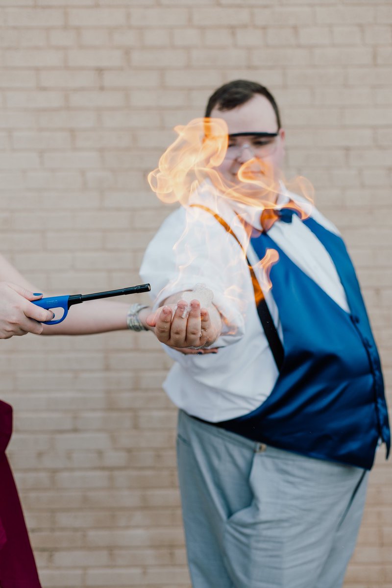 This couple is on fire 🔥(literally - scroll through).

Congratulations to Elizabeth and Dylan on their marriage! Thank you for having me be part of such a beautiful day.