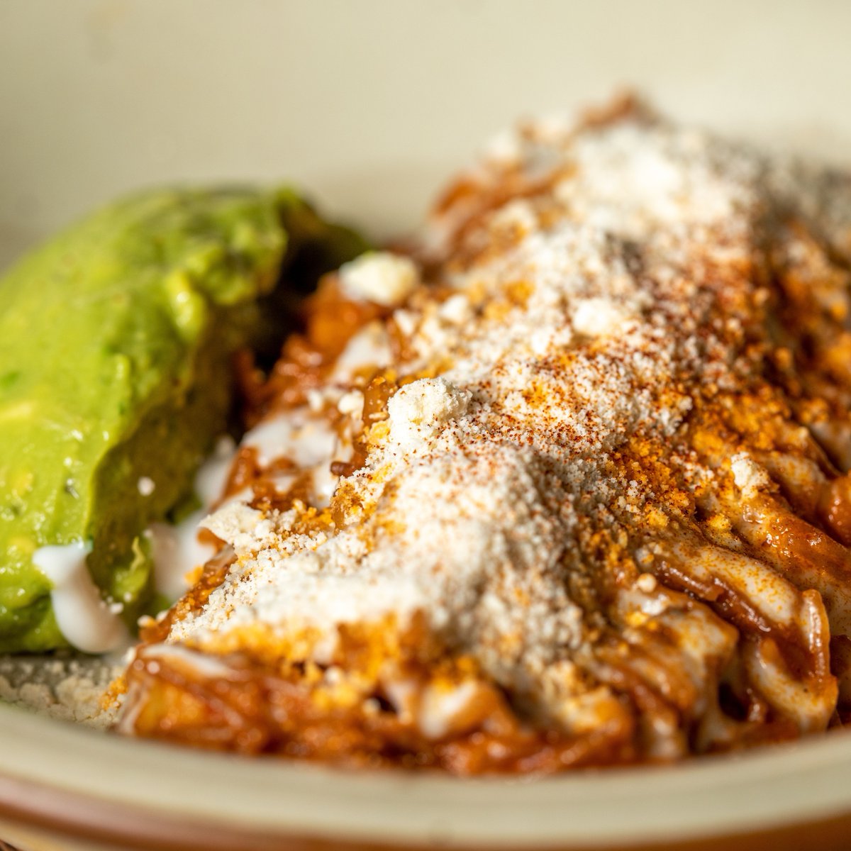 ¿Tienes antojo de algo rico, pero no sabes de qué? 
Desliza la imagen, tenemos una idea de cómo se ve ese "no se qué". ¡Te esperamos en Comedor Jacinta!