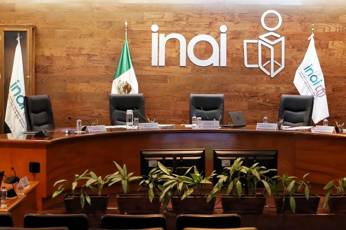 CIMTRA's tweet photo. El @INAImexico es garante de dos derechos fundamentales en México: acceso a la información (#DerechoASaber) y protección de datos personales. Representa décadas de esfuerzos ciudadanos por lograr gobiernos más transparentes y que rindan cuentas. 1/5🧵 https://t.co/G4uupfue1v