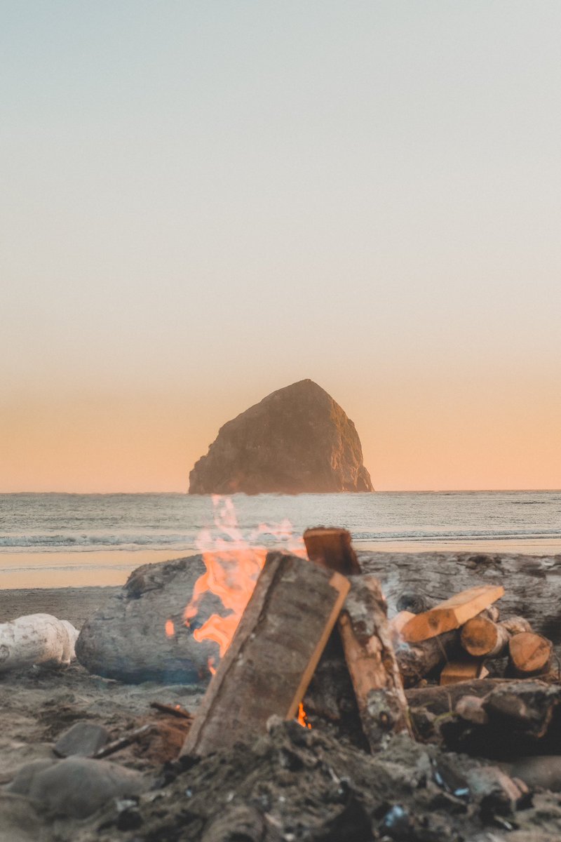 Golden hour on the coast of Oregon