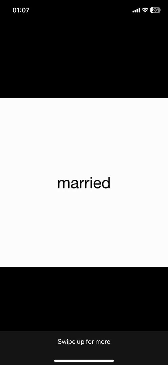 bütün falcılar sene sonu en az sözlü olacaksın diyor ben korkmaya başladım ortada adam bile yok