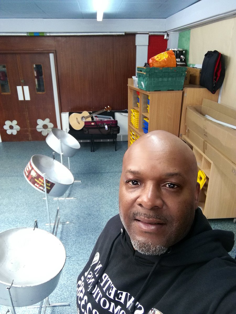BillyDe86791838's tweet photo. Good to be back at school with my new beginner's. #sweetpanpromotions #steelpanlessons #steelpan #steelpanworkshop #music #musician #autism #sen #learningdisabilities https://t.co/SHdEtyxFsv
