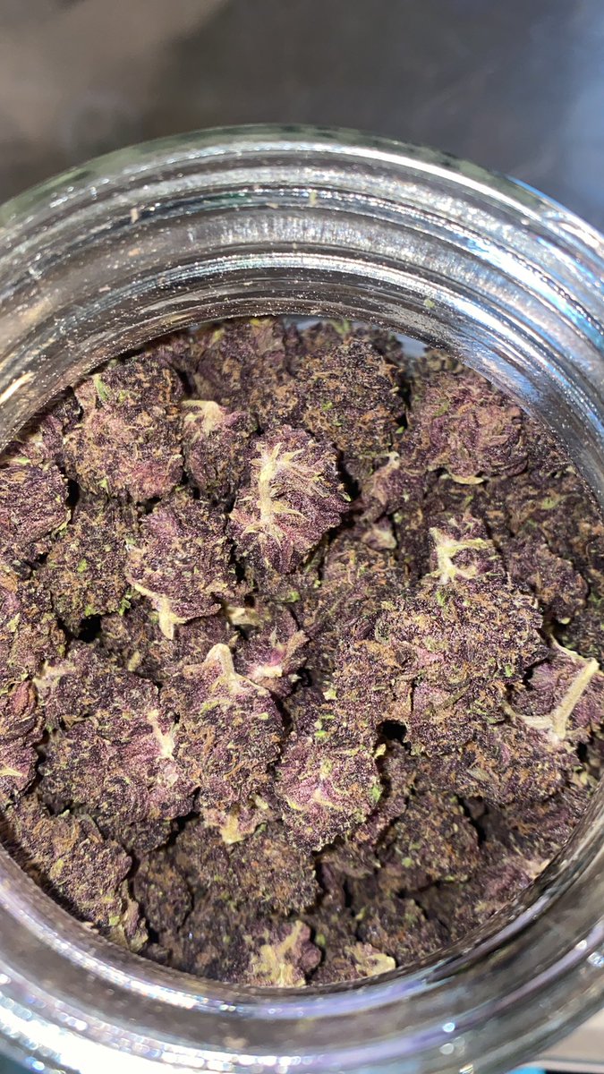 thecdcpdx's tweet photo. #SiriusBlack is your #MondayMotivation and your #strainoftheweek! #PotterHeads and #Potheads alike are sure to love his heavy hitting indica! #ComeSayHigh & try some out yourself! #cannabisculture #pdx #oregon #stoners #harrypotter #memberville #cannabis #420life #Tigard #thecdc https://t.co/j3S4FXsshg