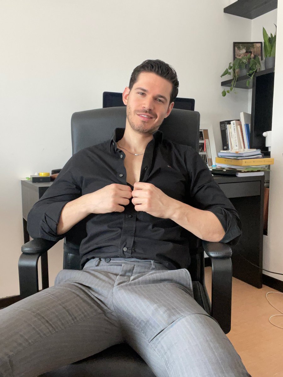Marc on Twitter: "RT @DocMarc1068993: RT if you need a work colleague