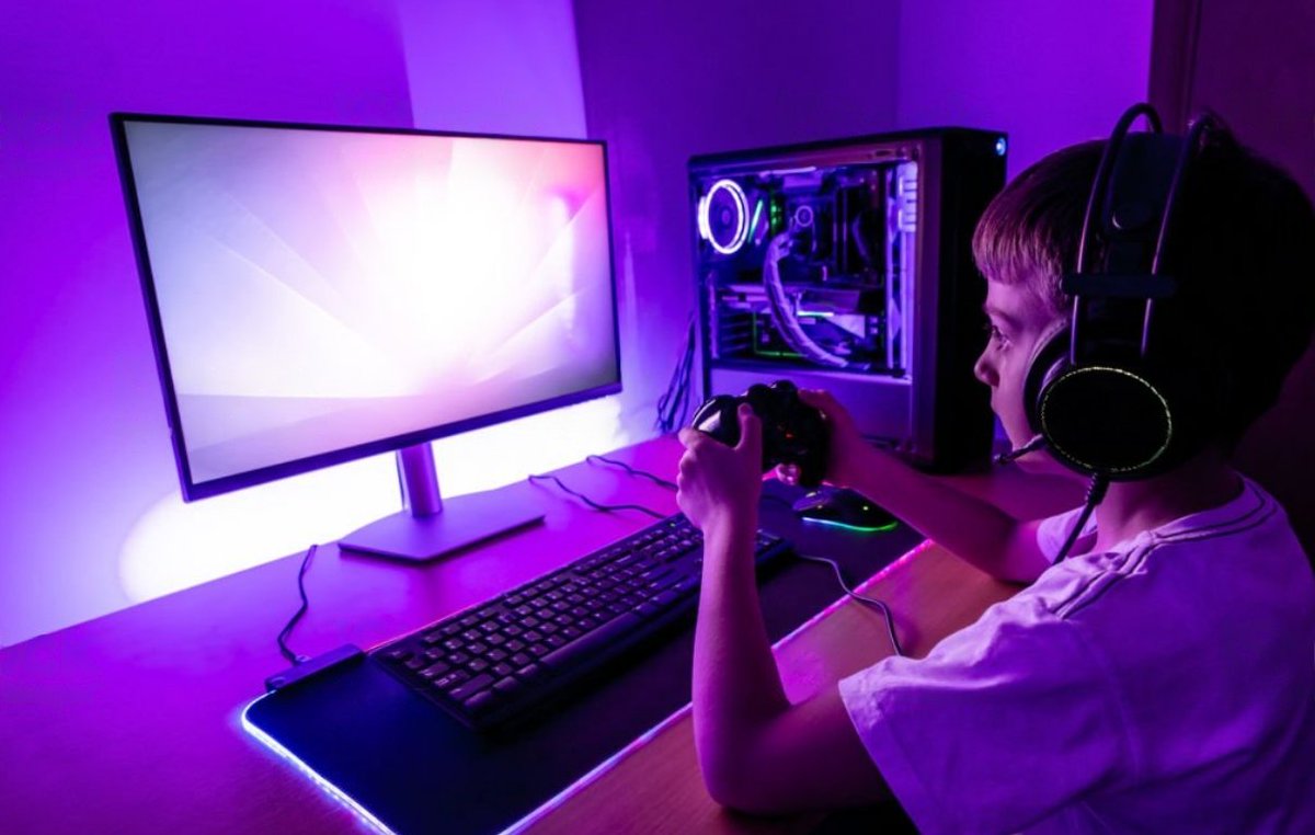 FullH4rd tweet media