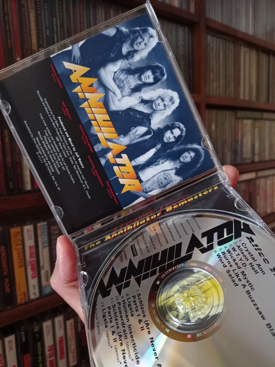 XIBILXIC's tweet photo. 🤔 Alicia se ve muy serena para llevar 34 años en el infierno, quizá esa región no sea como la concebimos 🤨😆 @annihilatorband 🇨🇦 lanzaba Alice in Hell un 17 de abril, #ThrashMetal birthday 🤘😲🤘 #InsecticidaHumano #CrystalAnn #AlisonHell #AliceInHell #80s #Annihilator https://t.co/DcD1Crrccs