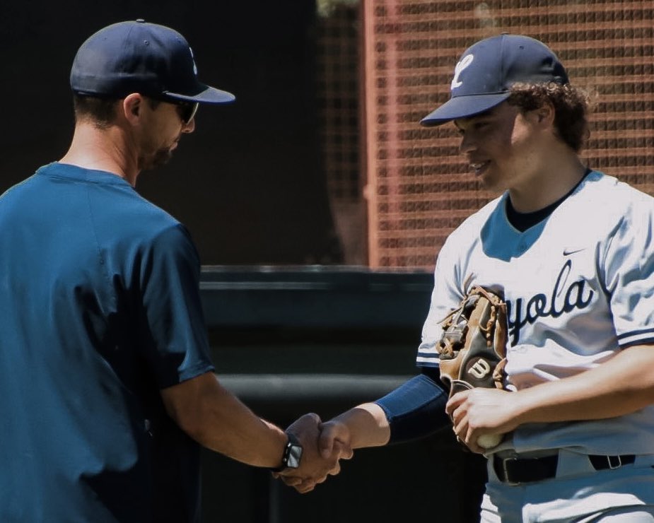 Loyola Baseball tweet media