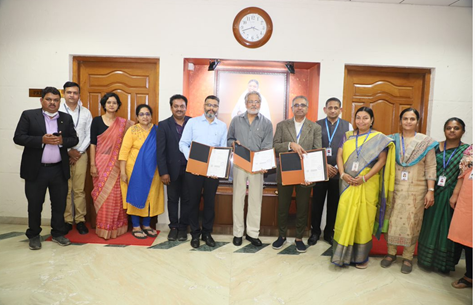 StJohnsResearch's tweet photo. Tripartite Collaborative #MOU signed on April 6th by @StJohnsResearch (@StJohns_Blr); @VishwaAmrita (@Amrita_Engi) & @CCAMP_Bangalore for collaboration & ideation, to address problems #Social #Clinical relevance, using #CIBIP Platform. https://t.co/qnIBBQBSCp