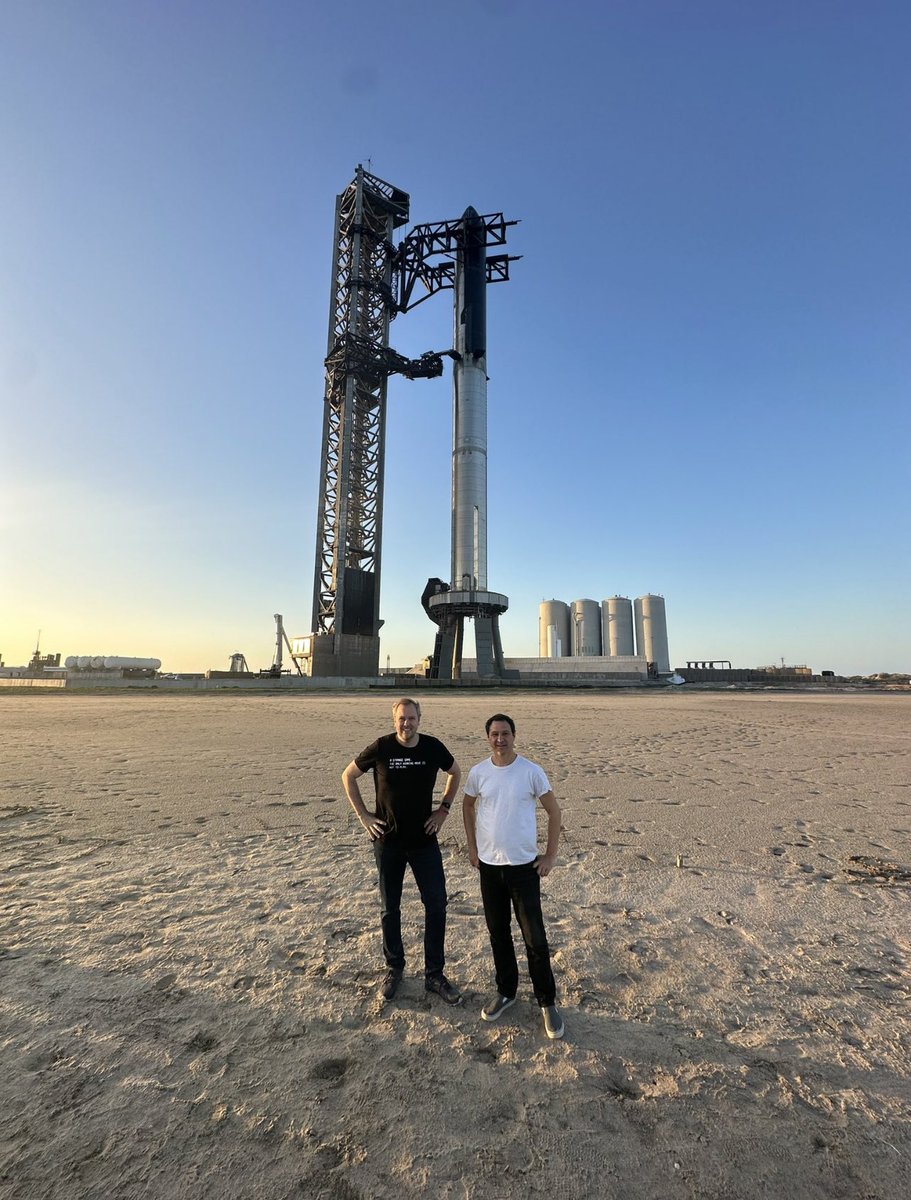 ZavenTheRapper's tweet photo. $XLM will be the first intergalactic currency. https://t.co/zXbZ1nnCM6