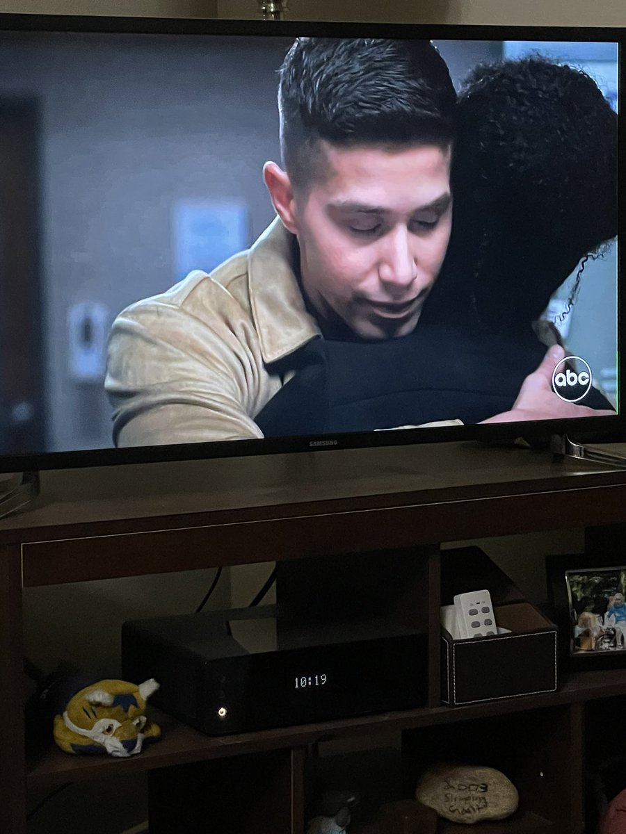 pember_emily's tweet photo. โYou really see me. I think maybe you and I could be gifts to each other and we should be open to that.โ ๐ญ ๐ @GoodDoctorABC #TheGoodDoctor #gooddoctorabc #GoodDoctor #thegooddoctorabc https://t.co/Pn4msNGz1K