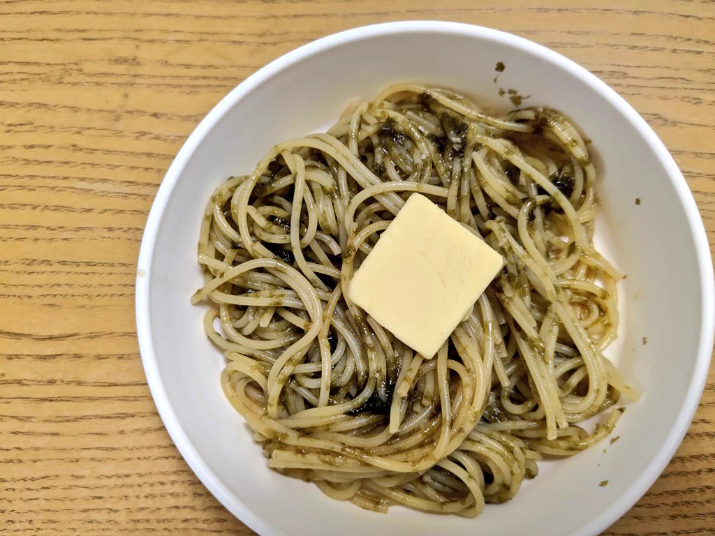 今日のランチはこれ！
山本ゆり先生天才すぎる…こんなに美味しいのにこんなにも簡単だなんて🫣❤️
夫も子供も大喜び、ちょっと湿気った海苔を持て余してた私も狂喜乱舞💃✨
これはみんな作ってみてほしい！！  