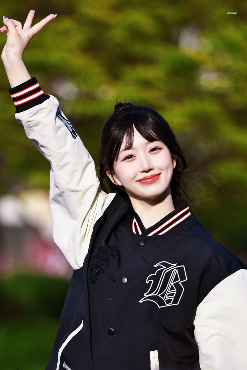 wonknie225's tweet photo. 230415 미니 팬미팅

🍃✌🏻

#해원 #HAEWON 
#엔믹스 #NMIXX https://t.co/AJUICwjsPY