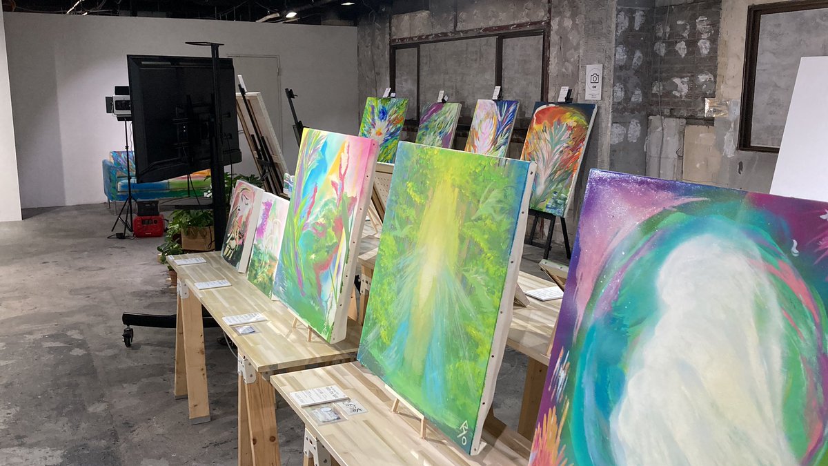 個展2日目です！
入場無料✨