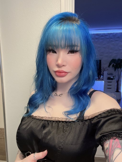 did my hair a little different for a dinner party tonight :3 https://t.co/tBBOd28ZT7<a href="/tag/cosplay"class="tags"><span>#cosplay</span></a><a href="/tag/genshinimpact"class="tags"><span>#genshinimpact</span></a><a href="/tag/beidou"class="tags"><span>#beidou</span></a>