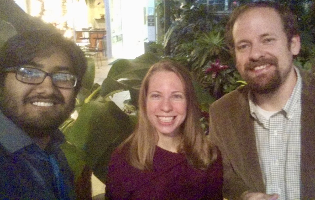 RishiMasalia's tweet image. #AthensScienceCafe turned 10 this year and I’m at a loss for words. A decade later and this weird idea we started has blossomed to be a part of so many grad student lives and careers. 🍻to those that made this #SciComm org a staple  of @UGAResearch &amp;amp; the community. #GoDawgs.