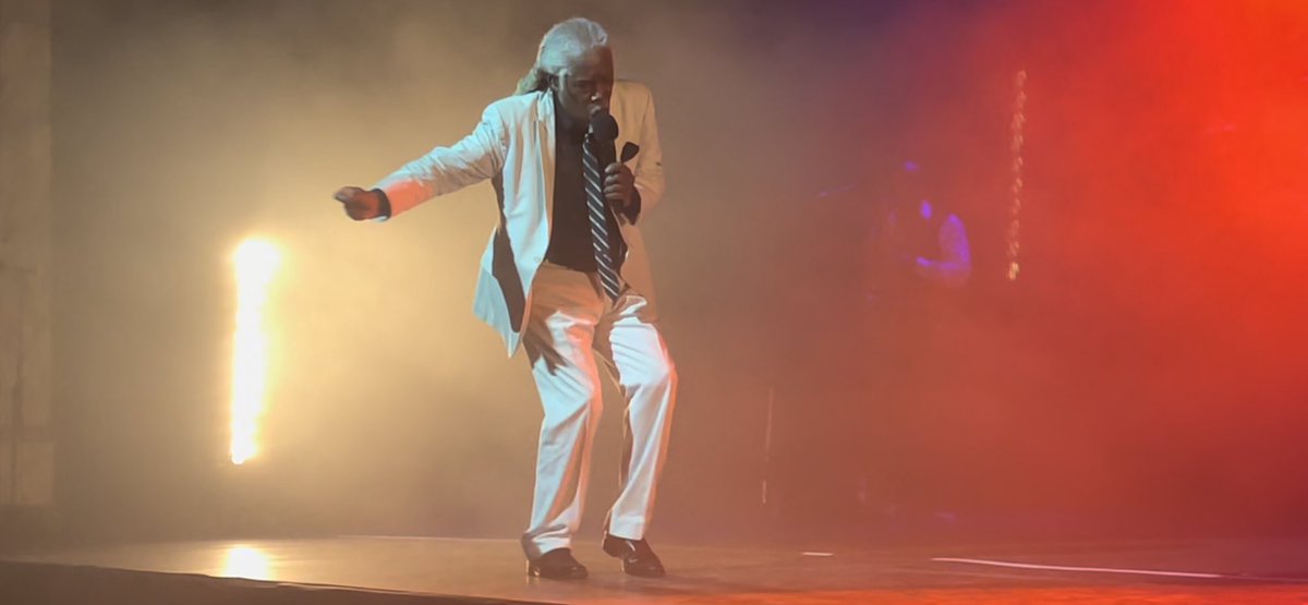 wakeman_nick's tweet image. What an absolute joy to catch Billy Ocean at @LondonPalladium tonight. What a voice and what a showman. And what a thoroughly nice bloke. Plus a cracking support from Anthonia Edwards. @MrWongo @Anthoniamusic #sjmvip