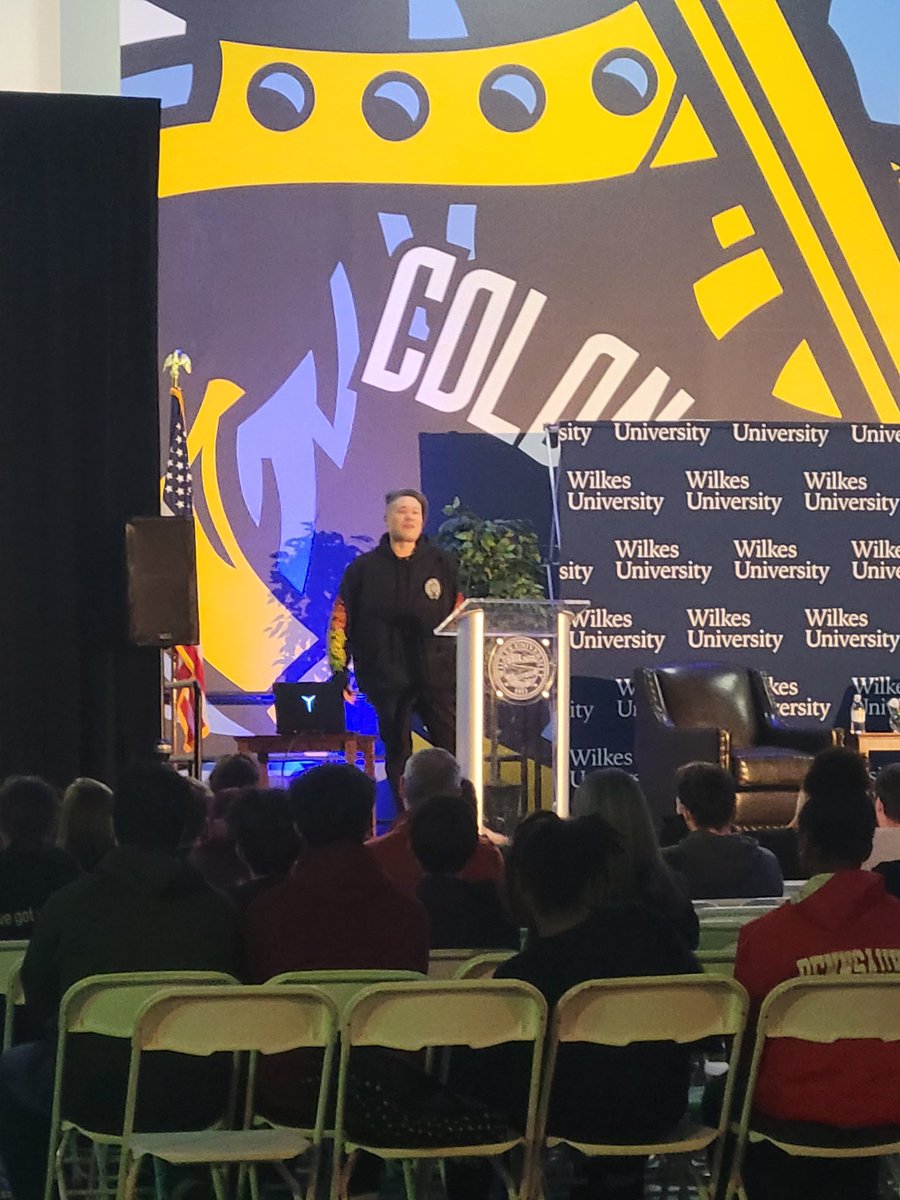 David Lee from <a href="/estars/">Estars</a> presenting now at <a href="/WilkesU/">Wilkes University</a> Esports launch #wilkesesports