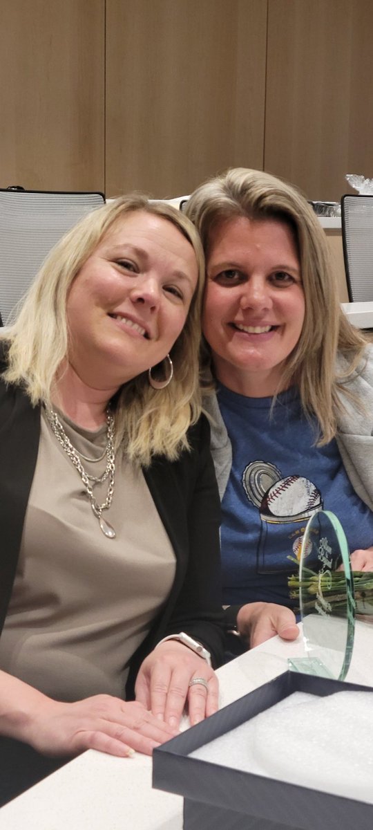 JoeFWillis's tweet photo. Congratulations to @dix_stephanie  for being named Counselor Advocate of the year.  Also a shout out to High School counselor of the year Mrs. Laura Asinger who will be joining our team at @HHSBlackcats next year.  @DrClintFreeman @BlackcatMatt https://t.co/VG3Siy4Skw