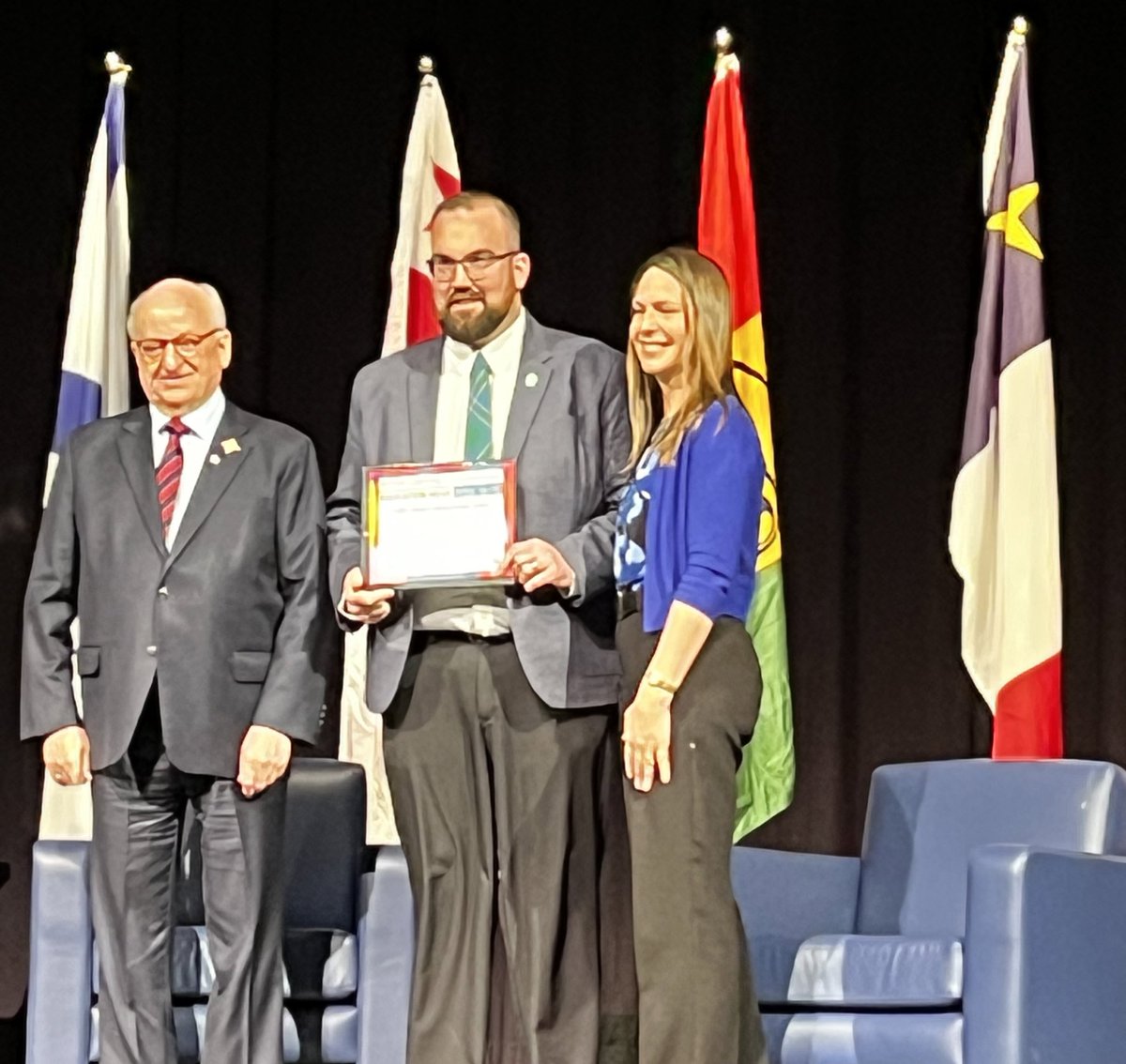 Today I was able to attend the Education Week ceremony. It was very humbling to be recognized. I am thankful for great students, families &amp; for being part of a positively awesome team <a href="/SMES01/">St. Mary's Elem</a>. Thank you for this award! @PSAANS <a href="/AVRCE_NS/">Annapolis Valley Regional Centre for Education</a>