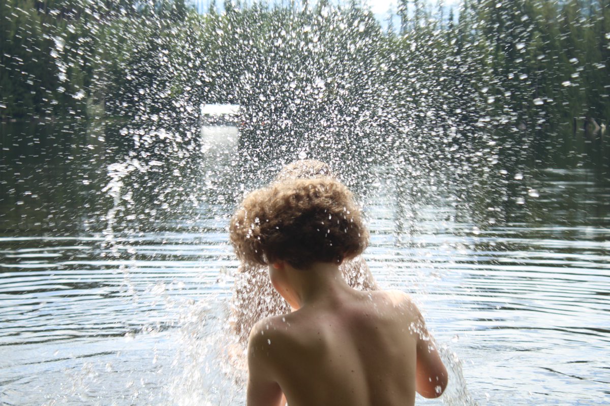 LEAPcanada's tweet image. The best way to learn from nature is to be part of it. 

Photos from #LEAP2022 
#naturelearning #youthleadership #outdoorleadership 
#youthprogram