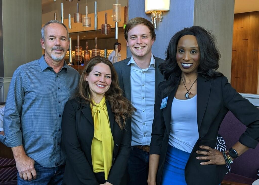 InstLocGov's tweet photo. Collaboration is key! It was great to spend time with local leaders from #cities, #counties and #specialdistricts last week. Our board members Teresa Acosta, @jaronbrandon, and Don Bartz brought their expertise to Sacramento and connected with ILG partners. https://t.co/CxT4ZZfnwR