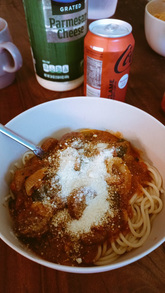 ribaall's tweet image. #spaghettidinner 
Zucchini
Salchicha italiana
Salsa d carne
❤️❤️❤️❤️🫂