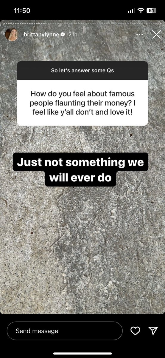 bmurrr_'s tweet photo. Not Brittany Mahomes saying they would never flaunt their money then right after immediately say they have seven cars 😭😭😭 https://t.co/H7cW46YWfh