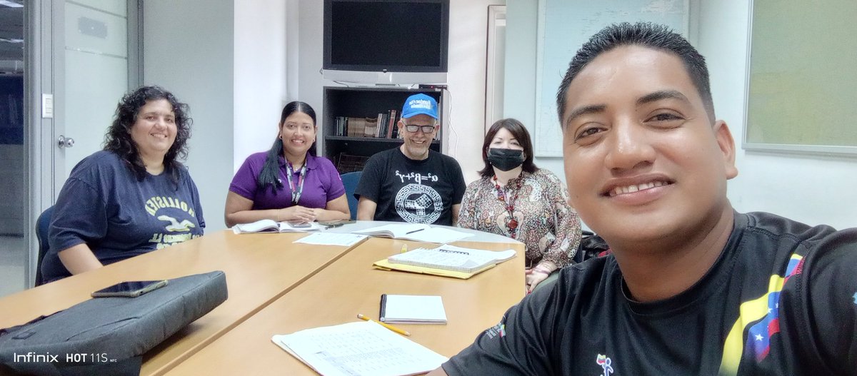 Info_miranda1's tweet photo. Hoy #17Abril estuvimos  reunidos el Gabinete Territorial del MINCYT del estado Miranda, en la sede de CANTV revisando los avances de la ruta científica para la masificación de la Ciencia y la Tecnología. https://t.co/iIVPJMBG1g