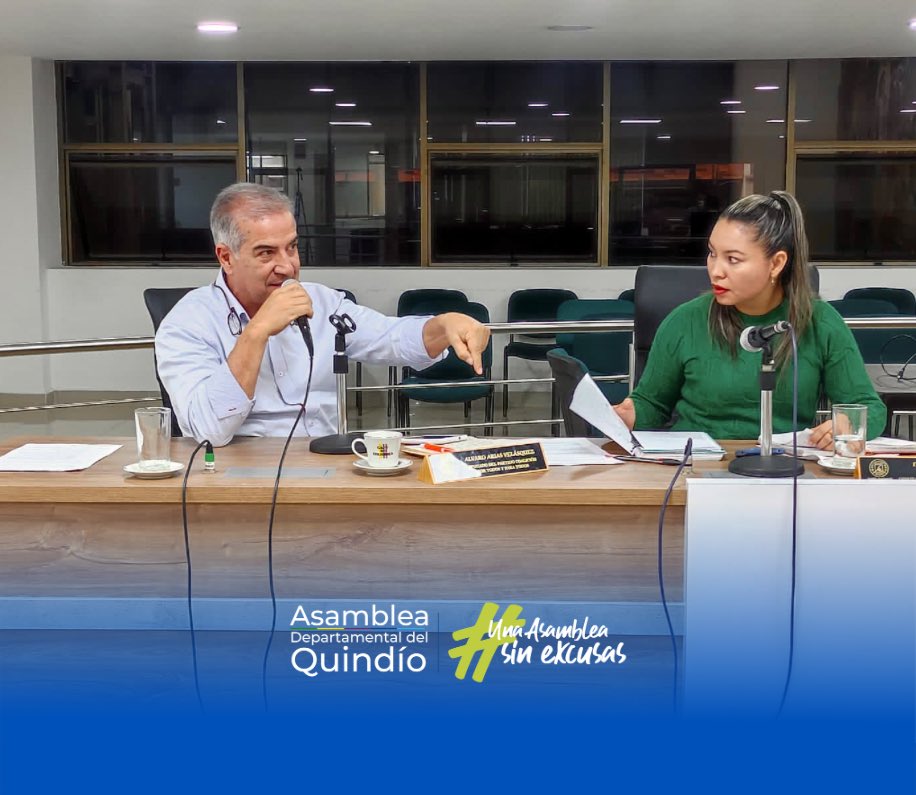 AsambleaQ's tweet photo. Hoy la Asamblea Departamental llevó a cabo la Décima Quinta Sesión Ordinaria en compañía del Secretario Administrativo del Departamento, Johan Sebastián Cañón Sosa quien brindó el informe de ejecución de vigencia futuras. ✅

Seguimos trabajando por #UnaAsambleaSinExcusas https://t.co/nvOEUnz7D9