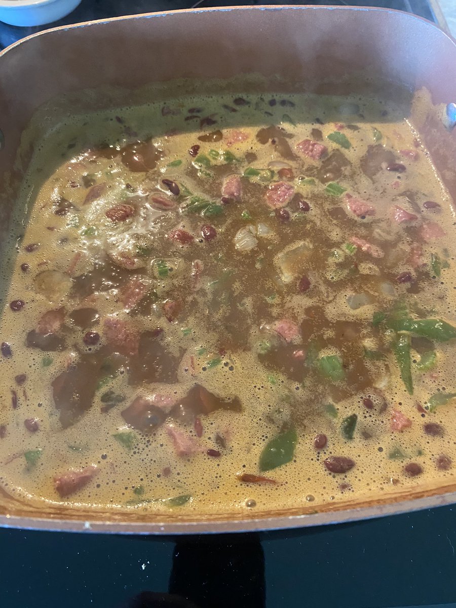 batch026's tweet image. #coachcooks 
#redbeans 
Just add the Trinity and @Zatarains !!!